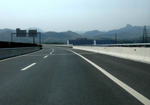 东莞划线厂家 东莞道路标线厂家选择东莞一方交通设施 日用品